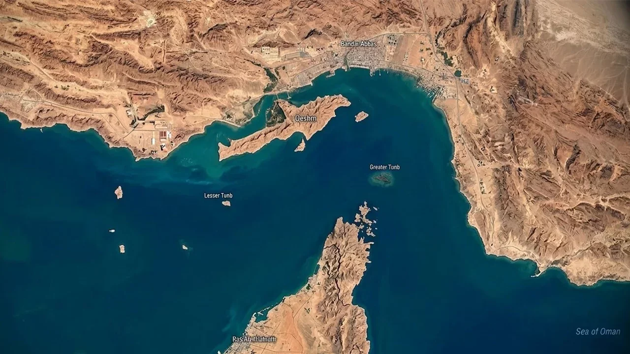 Hürmüz Boğazı Krizi Derinleşiyor: Petrol Tankerleri Denizde Bekliyor